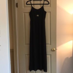 ***Never Been Worn*** H&M Black Maxi Dress!